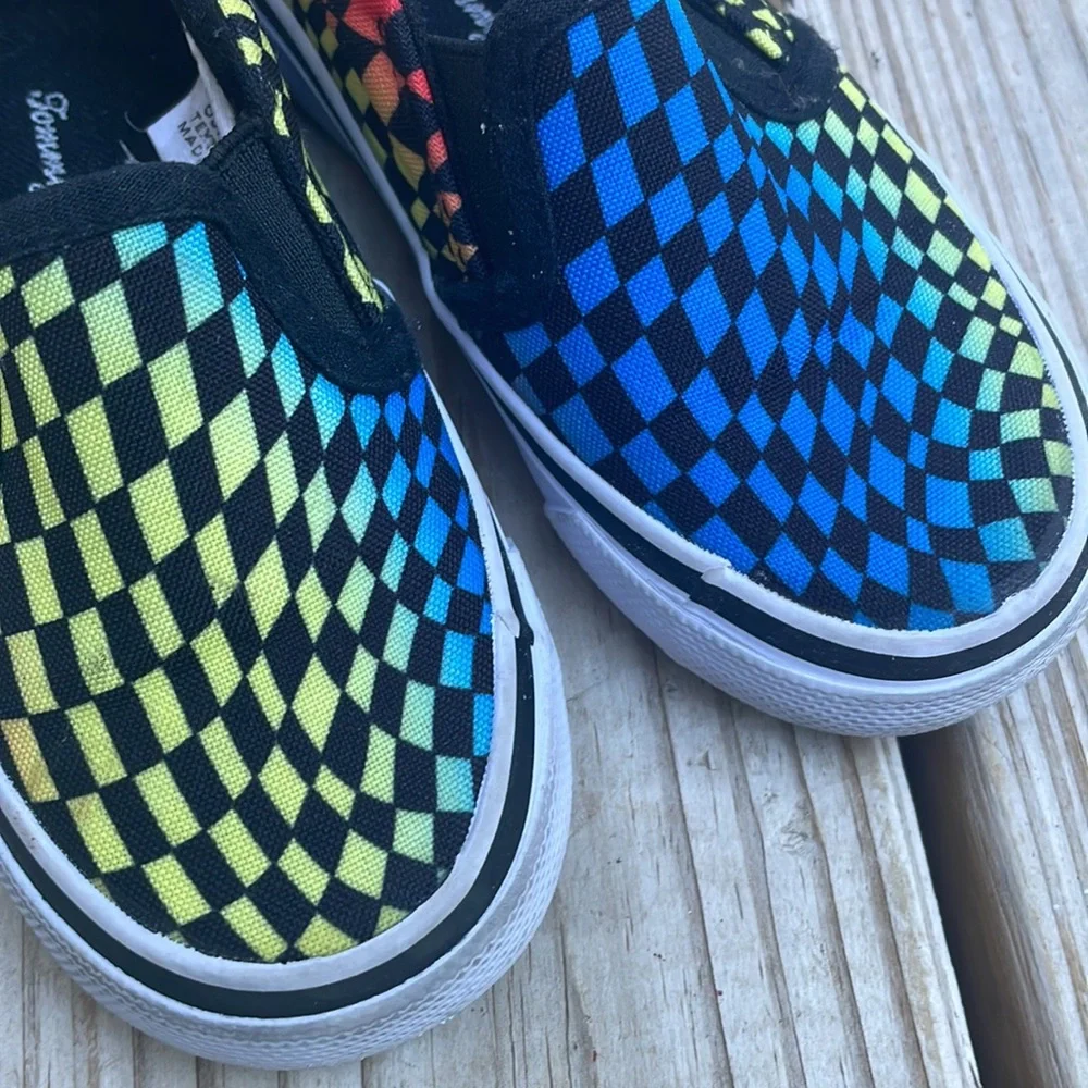 Tommy Bahama Boys Rainbow Checkerboard Slip-On Sneakers Canvas Shoes Size 7